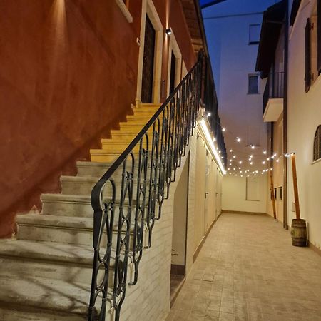 Вилла Vagabondando Travel House Л'Акуила Экстерьер фото